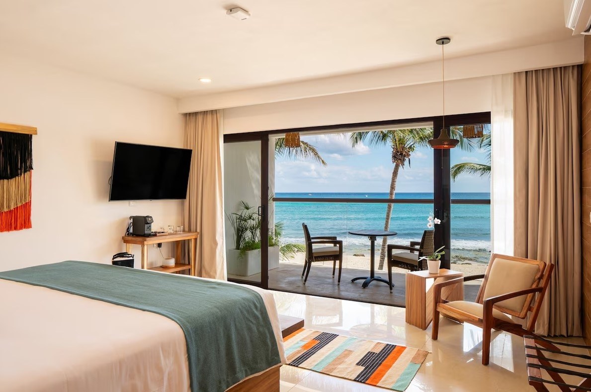 THE BEACHFRONT BY THE FIVES HOTELS-ADULTS ONLY photo 1