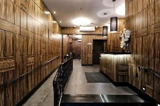 AMERICANA INN photo 1