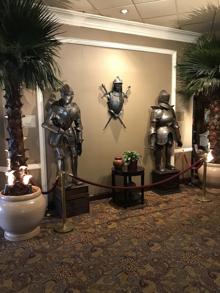 ANAHEIM MAJESTIC GARDEN HOTEL photo 1