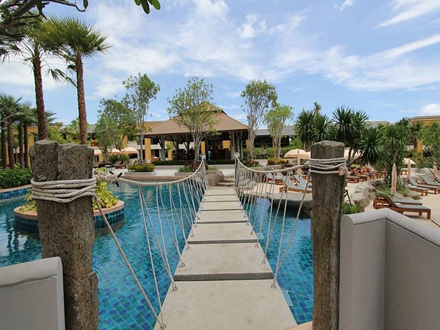 RAWAI PALM BEACH RESORT photo 2