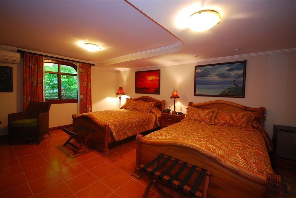 HOTEL CASA ROLAND GOLFITO RESORT