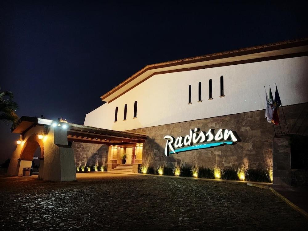 EL TAPATIO AND RESORT photo 2