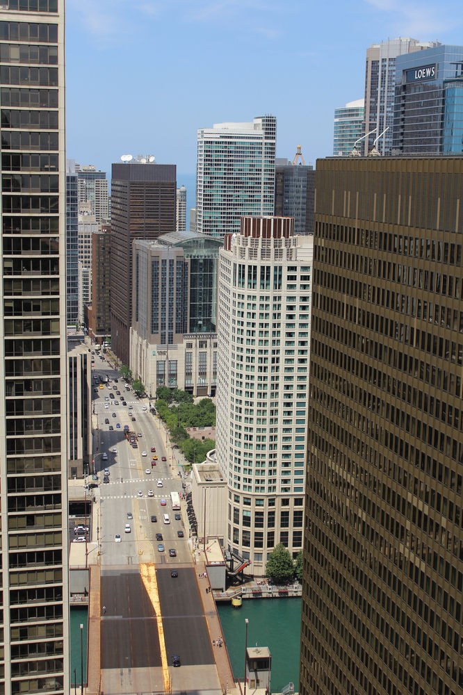 Fairmont Chicago at Millennium Park photo 2