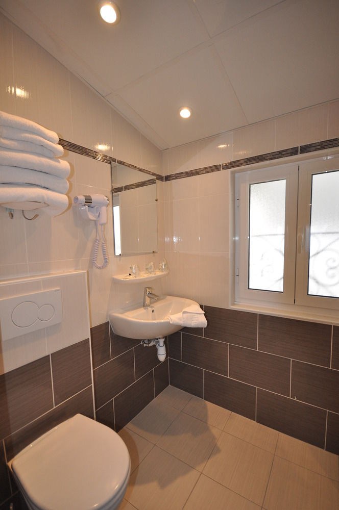 Hotel Saint Georges Lafayette photo 4