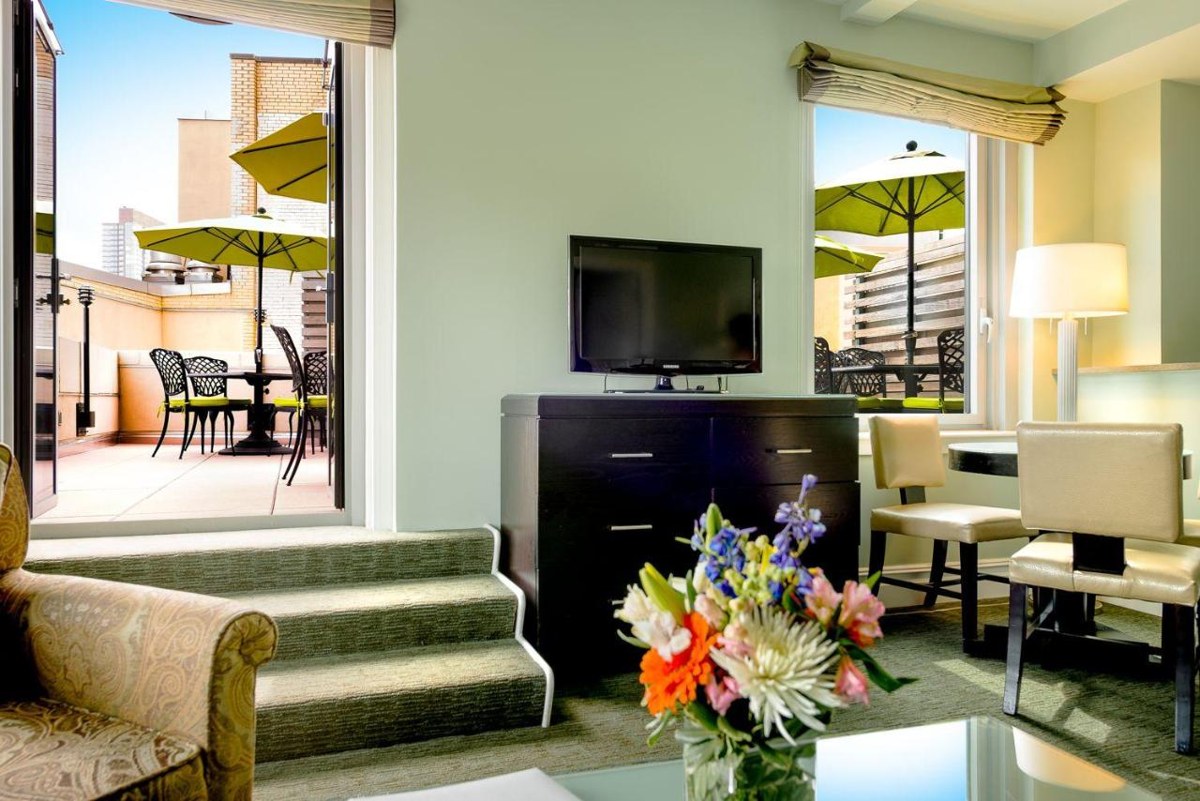 BEACON HOTEL