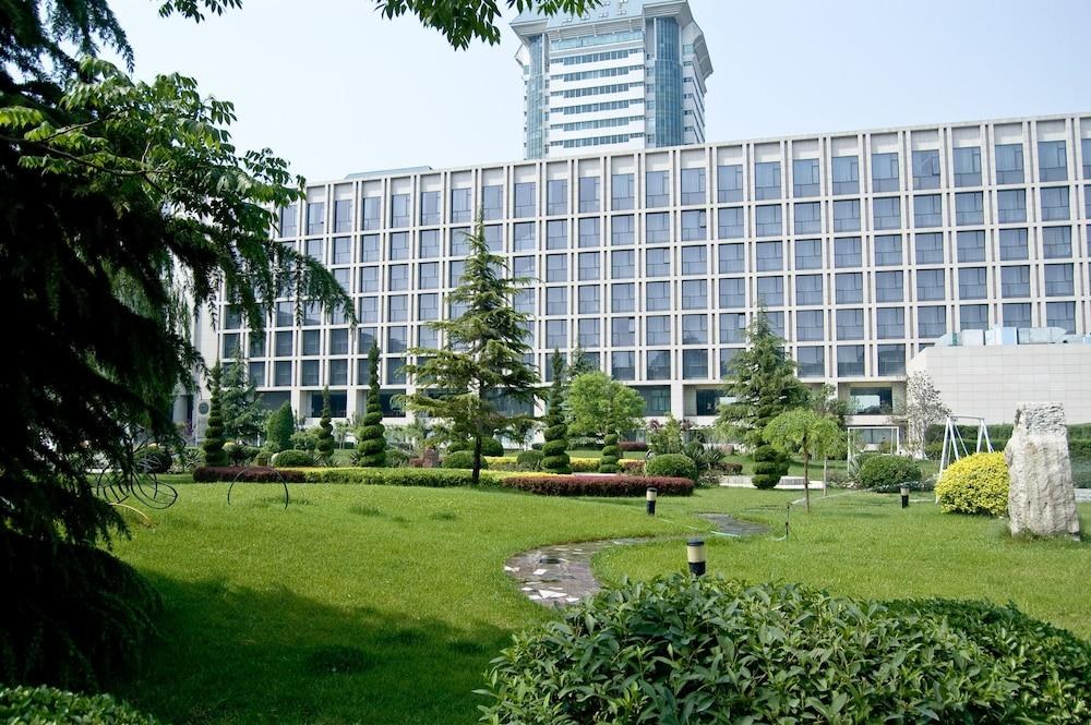 MERCURE WANSHANG photo 2