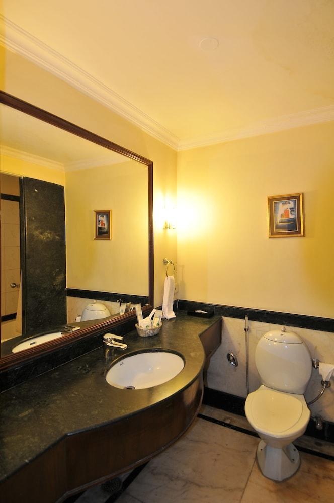 QUTUB RESIDENCY photo 3