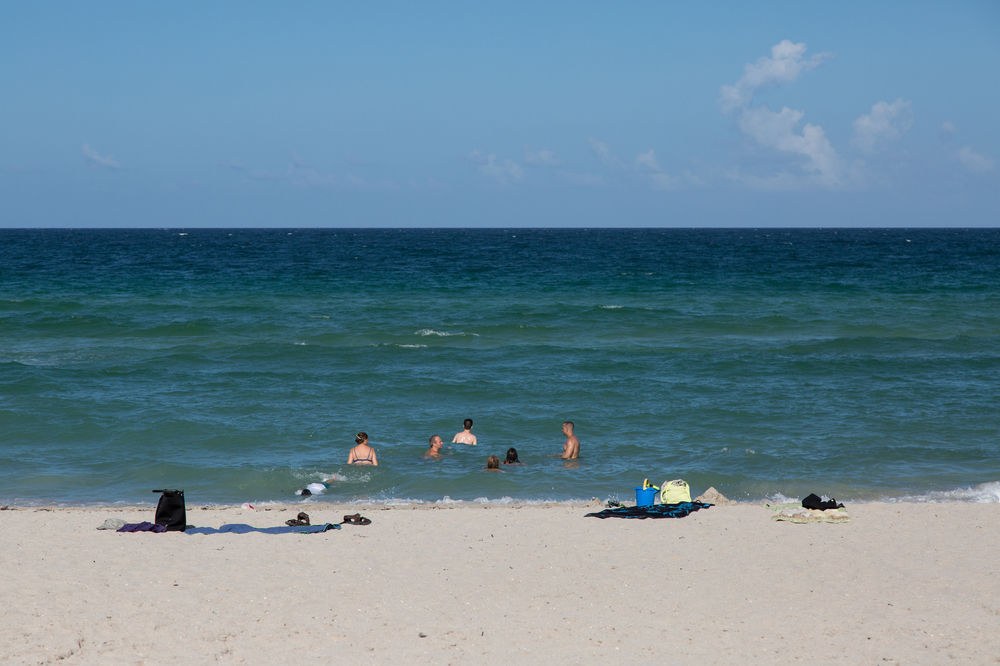 DAYS HOTEL BY WYNDHAM THUNDERBIRD BEACH RESORT photo 3