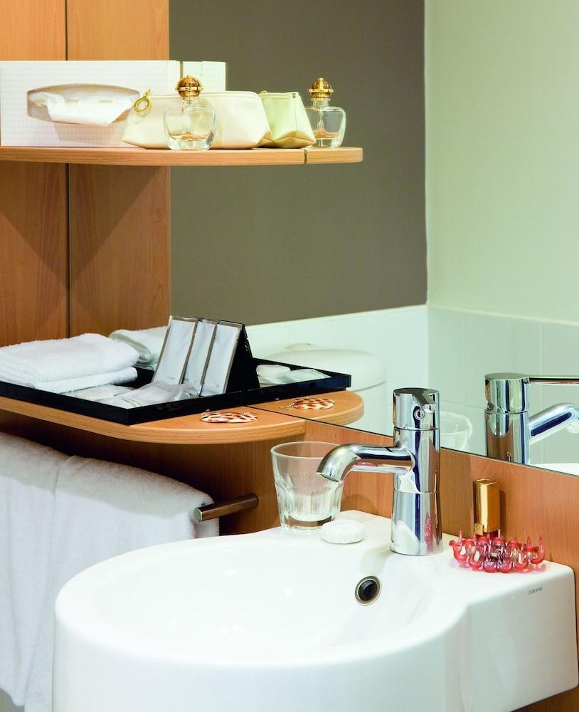 IBIS SYDNEY DARLING HARBOUR photo 4