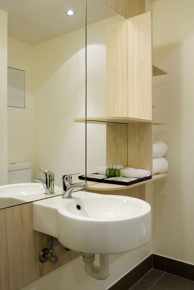 Ibis Sydney Barangaroo photo 1