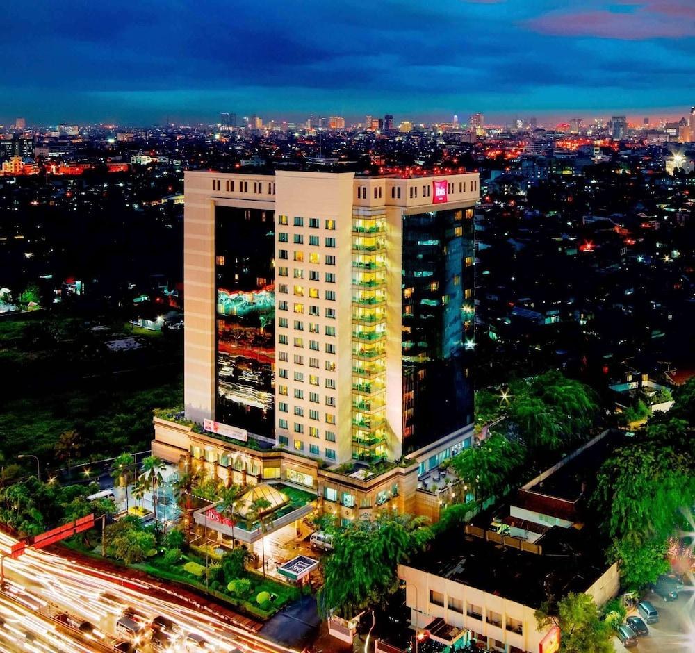 IBIS JAKARTA SLIPI photo 4