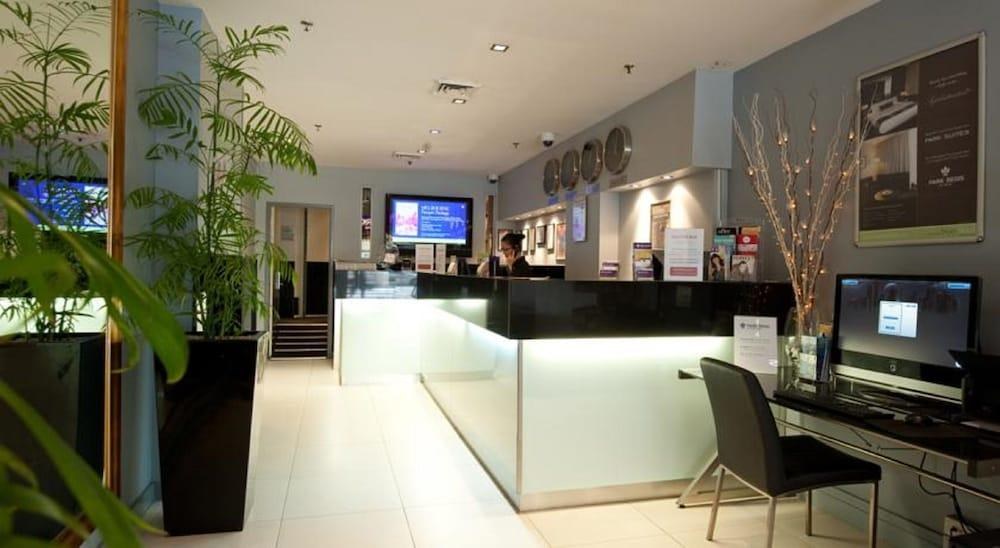 PARK REGIS CITY CENTRE photo 2