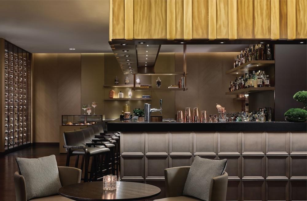 NEW WORLD SAIGON HOTEL photo 2