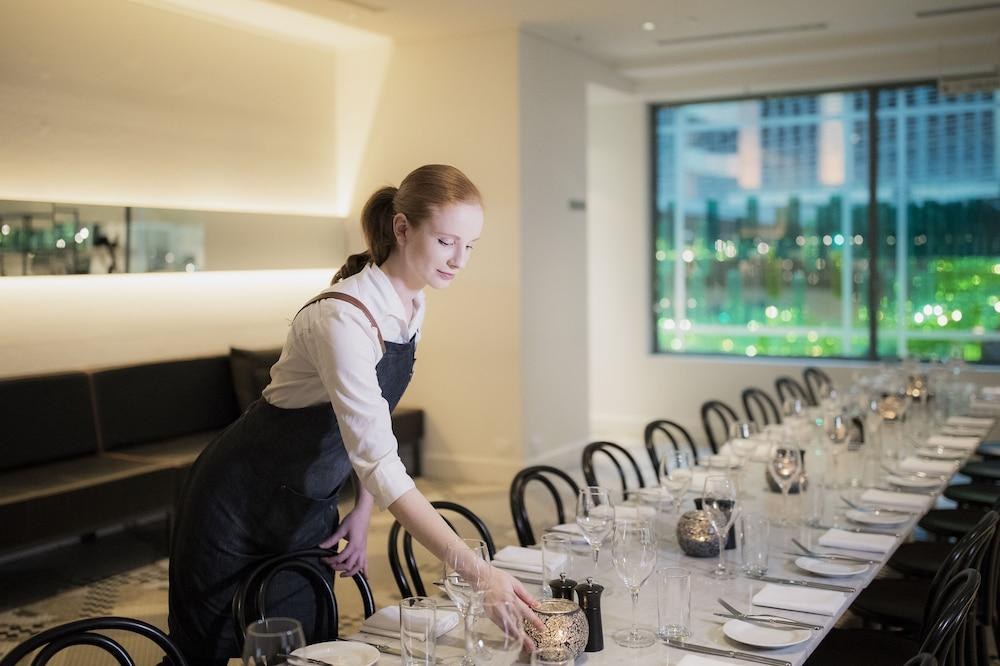 NOVOTEL MELBOURNE ON COLLINS photo 4