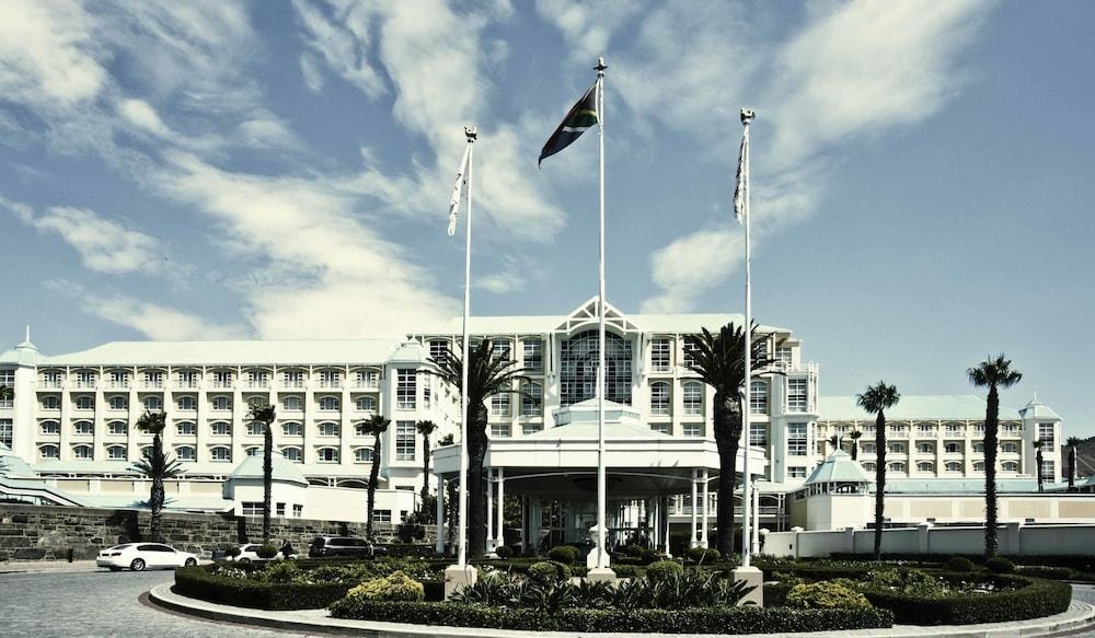TABLE BAY photo 3