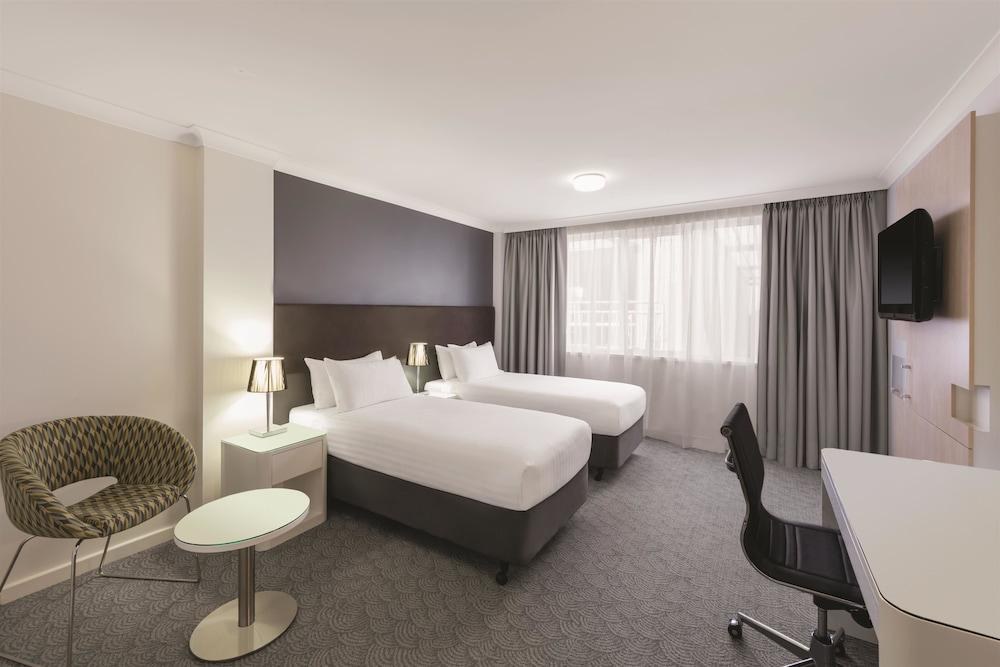 RENDEZVOUS HOTEL PERTH CENTRAL photo 2