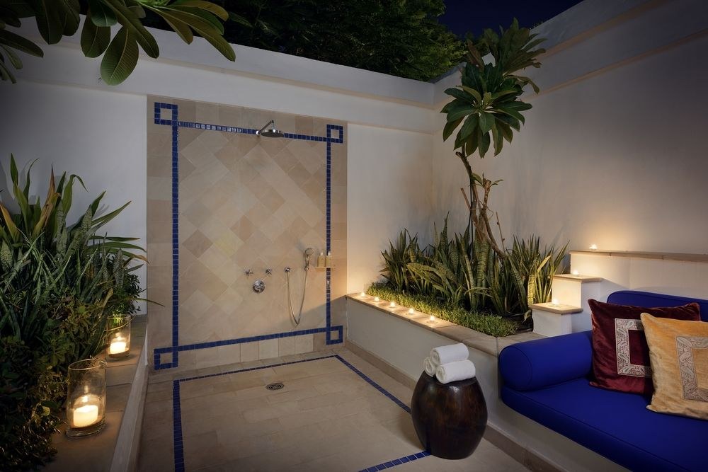 PARK HYATT photo 1