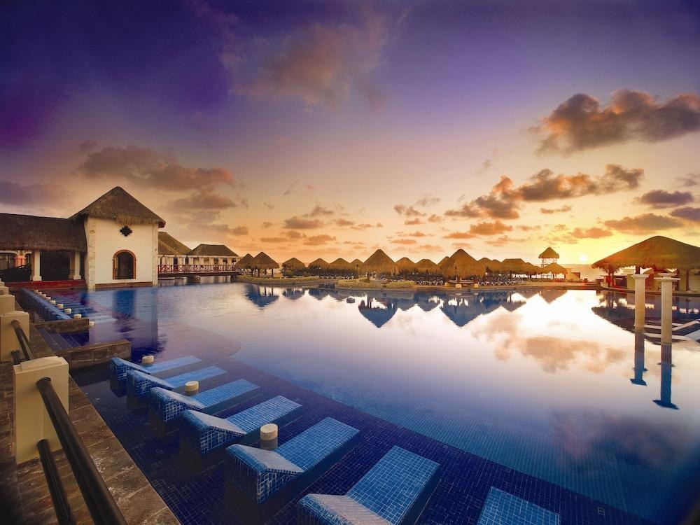 Dreams Sapphire Resort & Spa photo 3
