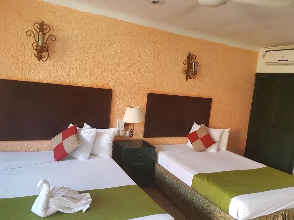 Hotel Costa del Mar photo 2