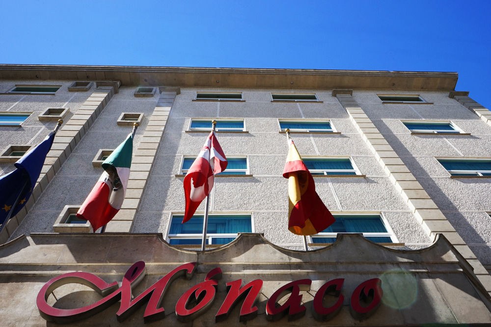 Hotel Monaco photo 1