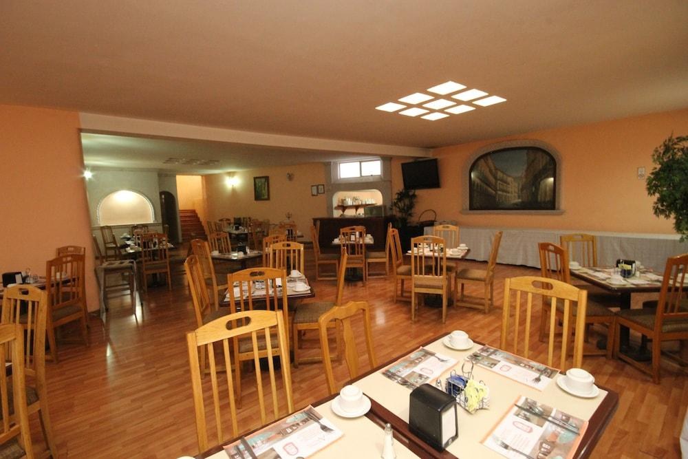 Hotel Mesón de la Merced photo 2