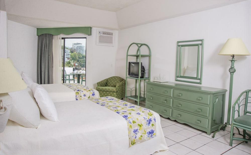 Hotel Tropicana photo 3