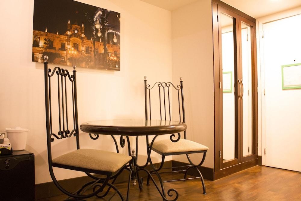 Holiday Inn Hotel & Suites Guadalajara-Centro Historico, an IHG Hotel photo 4