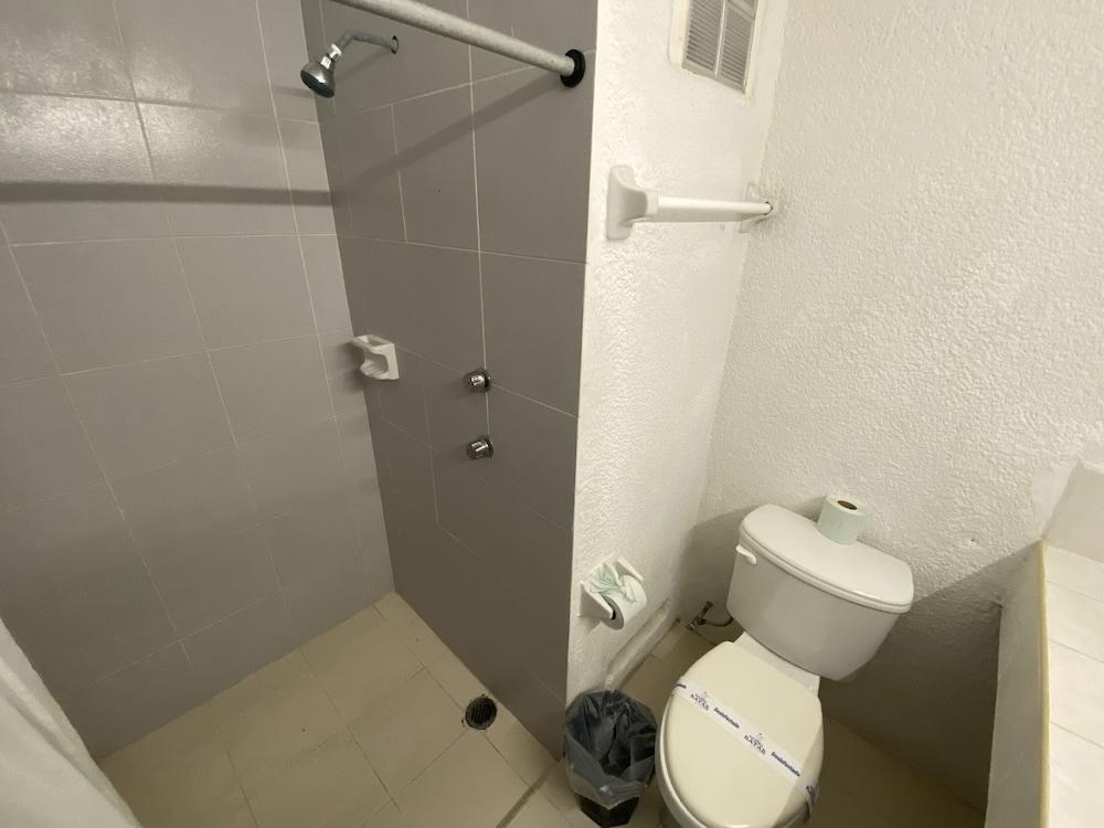 Hotel Batab photo 4