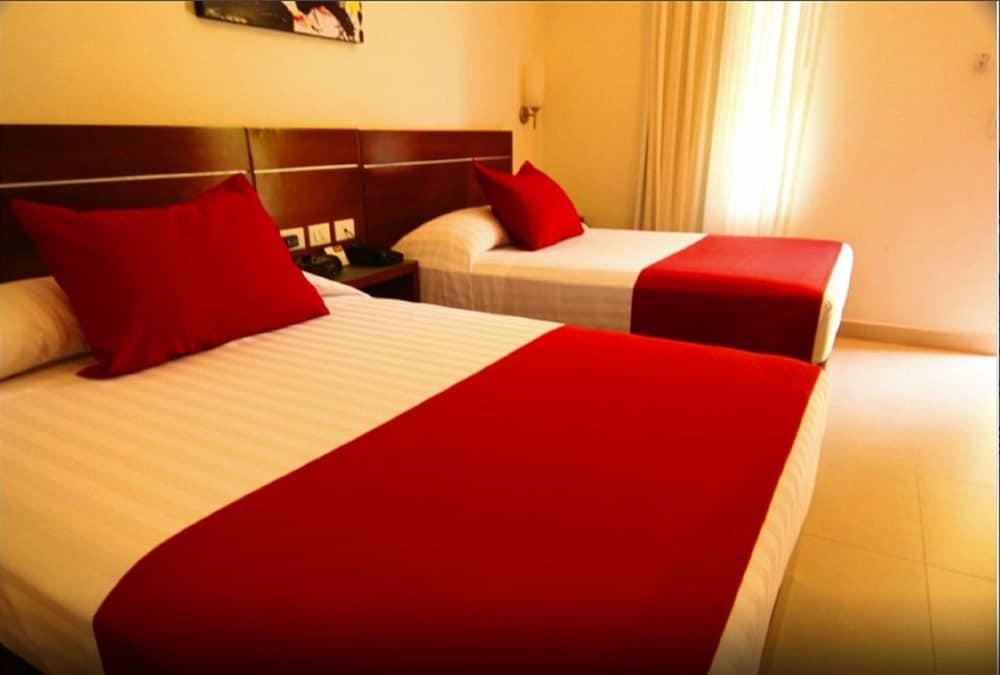 Grand City Hotel photo 3