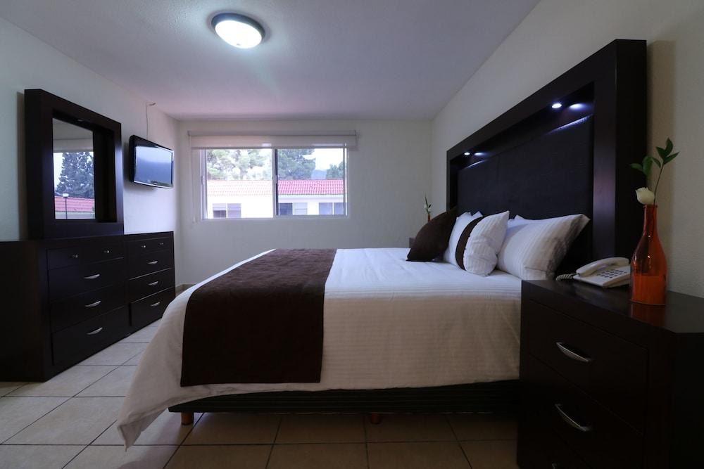 MISION EXPRESS SALTILLO photo 1
