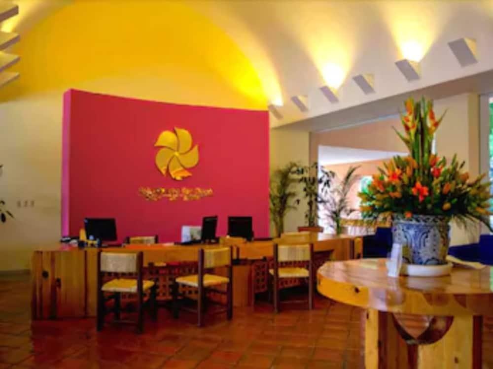 Hotel Rancho San Diego Grand Spa Resort photo 2