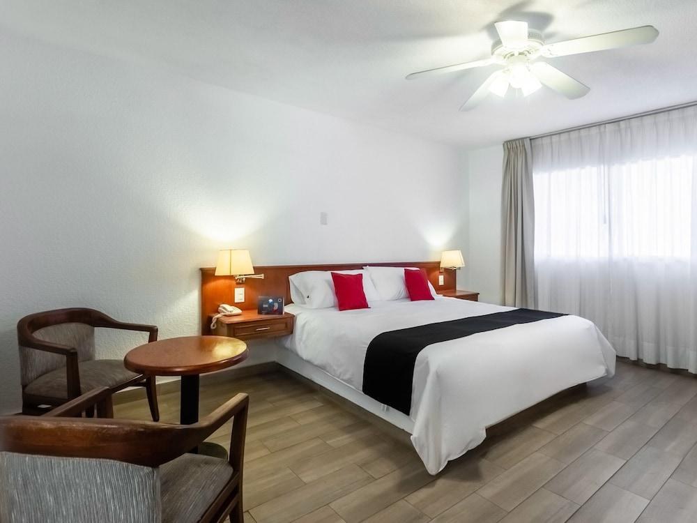 HOTEL MANSION LOS ARCOS