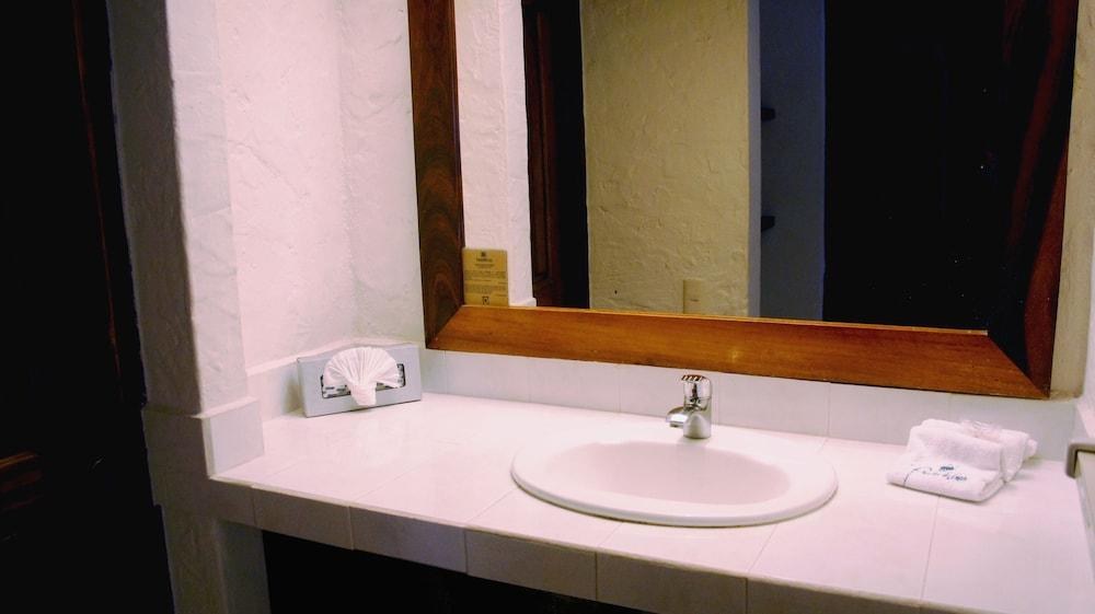 Puerto de Luna Pet Friendly & Family Suites Hotel photo 2
