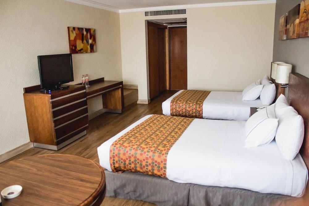 Hotel Mirage photo 2