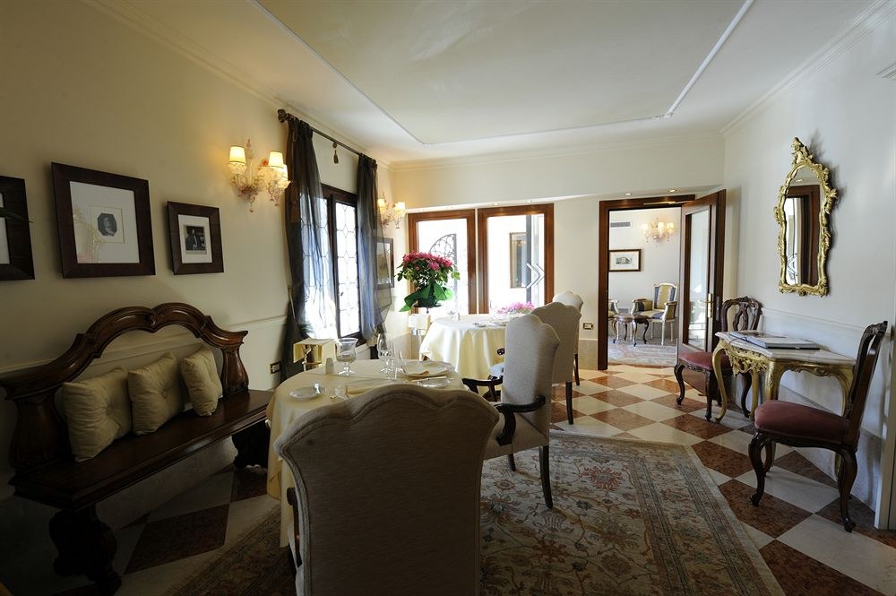 CA'SAGREDO HOTEL (CENTRE) photo 1
