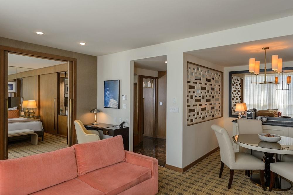 LODEN HOTEL photo 2