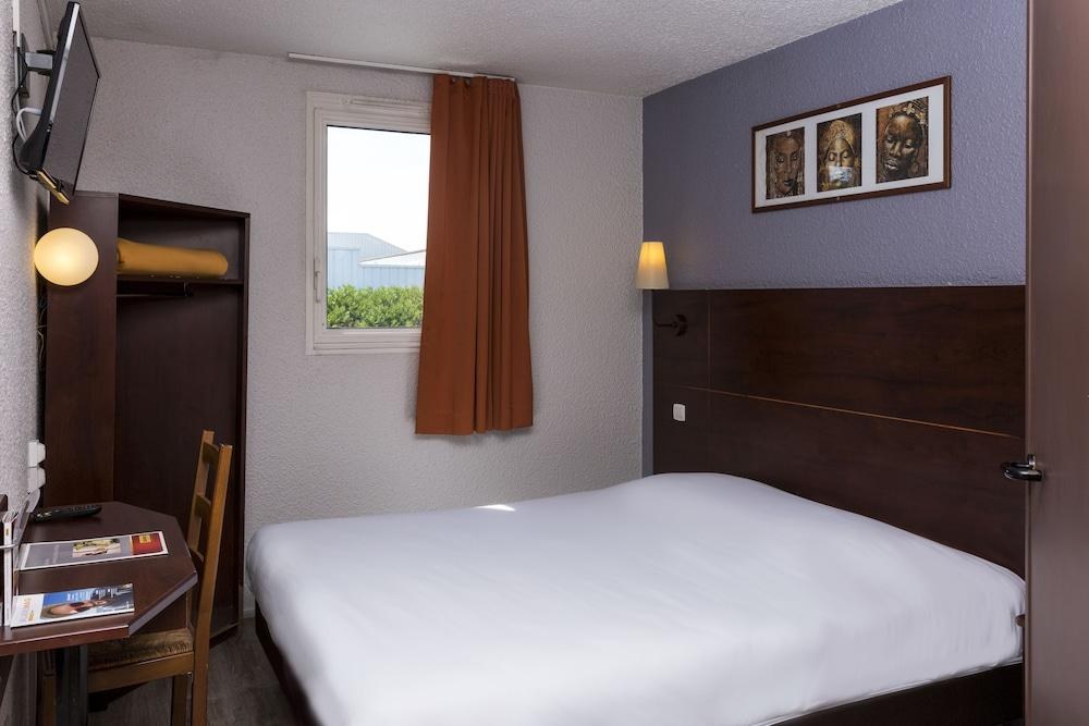 BALLADINS BLOIS / SAINT GERVAIS HOTEL photo 2