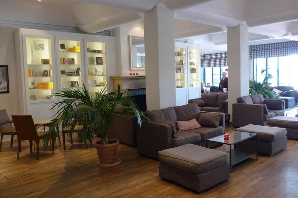 DU SOLEIL BEACH HOTEL photo 4