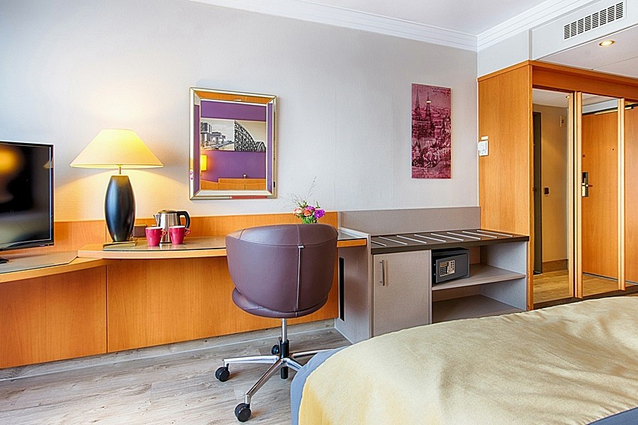 LEONARDO ROYAL HOTEL KOLN AM STADTWALD photo 4