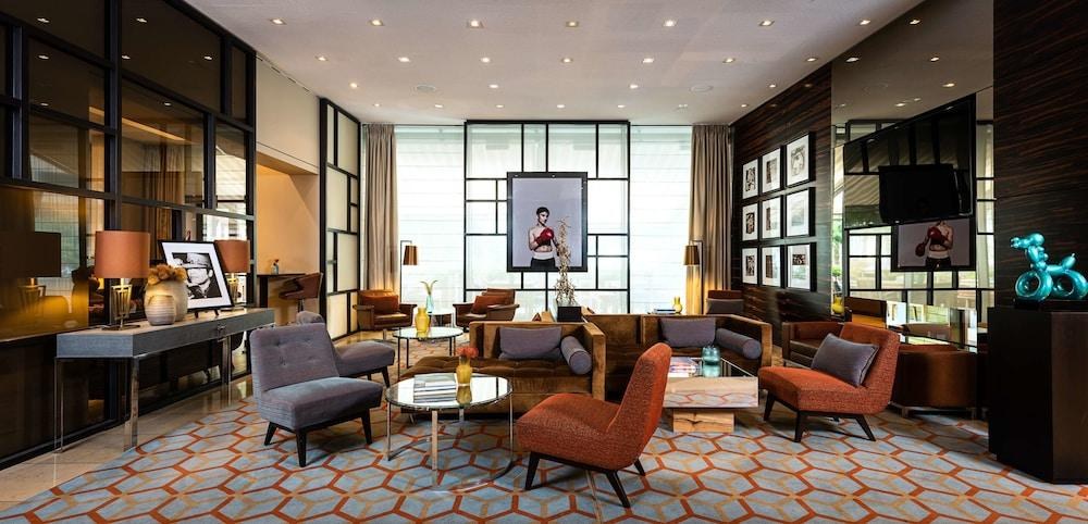 AMERON HOTEL REGENT photo 2