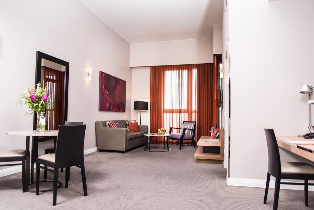 ADINA APARTMENT HOTEL BERLIN CHECKPOINT CHARLIE