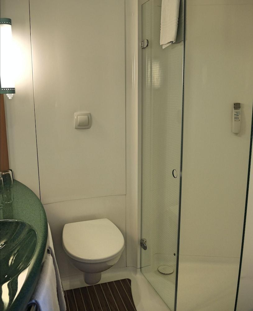 B&B HOTEL Frankfurt Messe photo 3