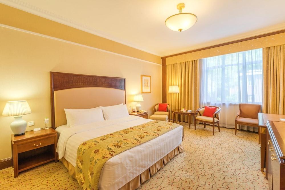 SHANGRI-LA HANGZHOU photo 3