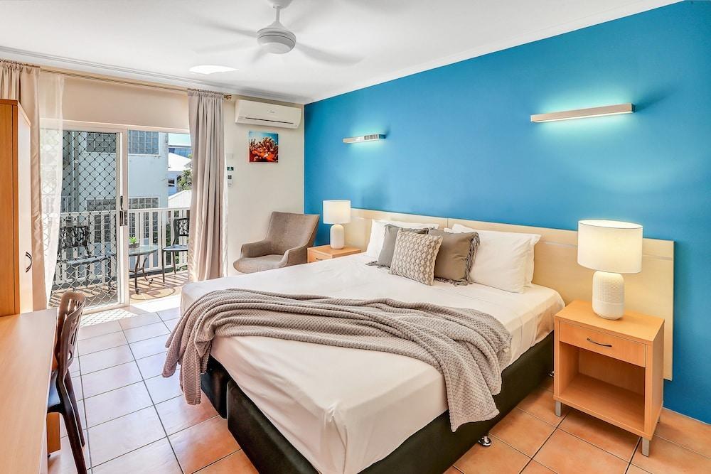 CORAL TREE INN photo 3