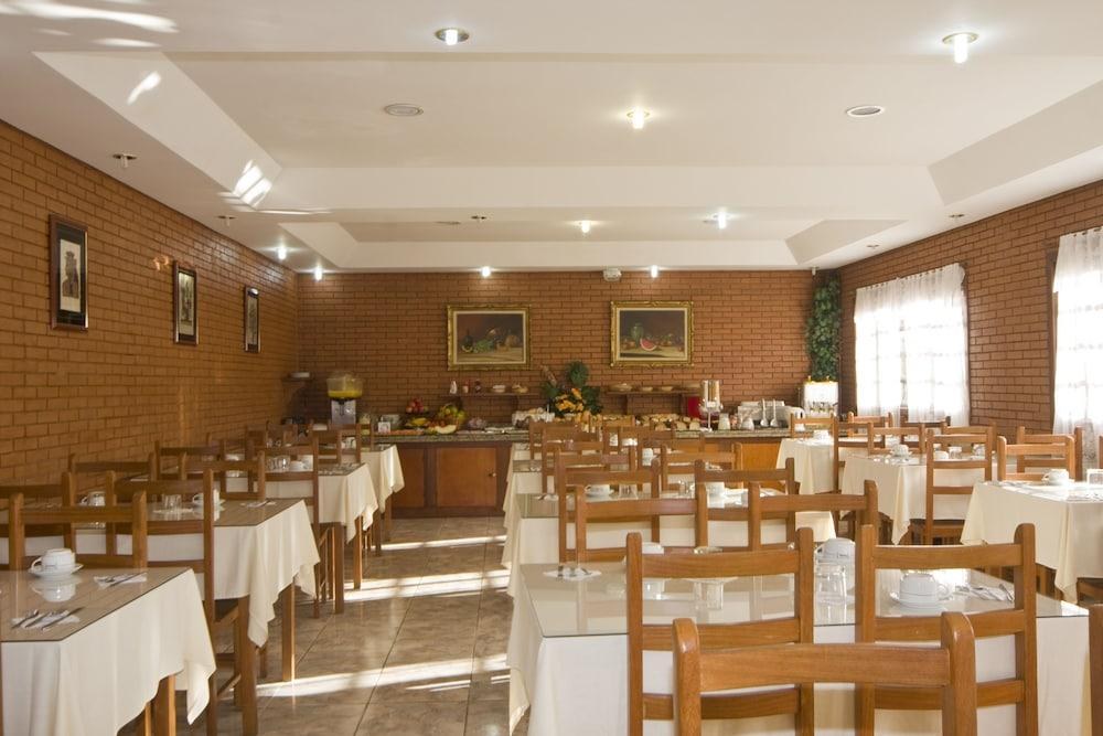 Garnier Hotel photo 3