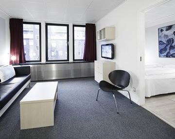 FIRST HOTEL G & SUITES photo 2