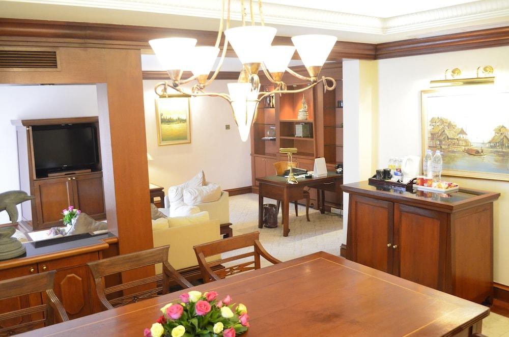 Hotel Cambodiana photo 4