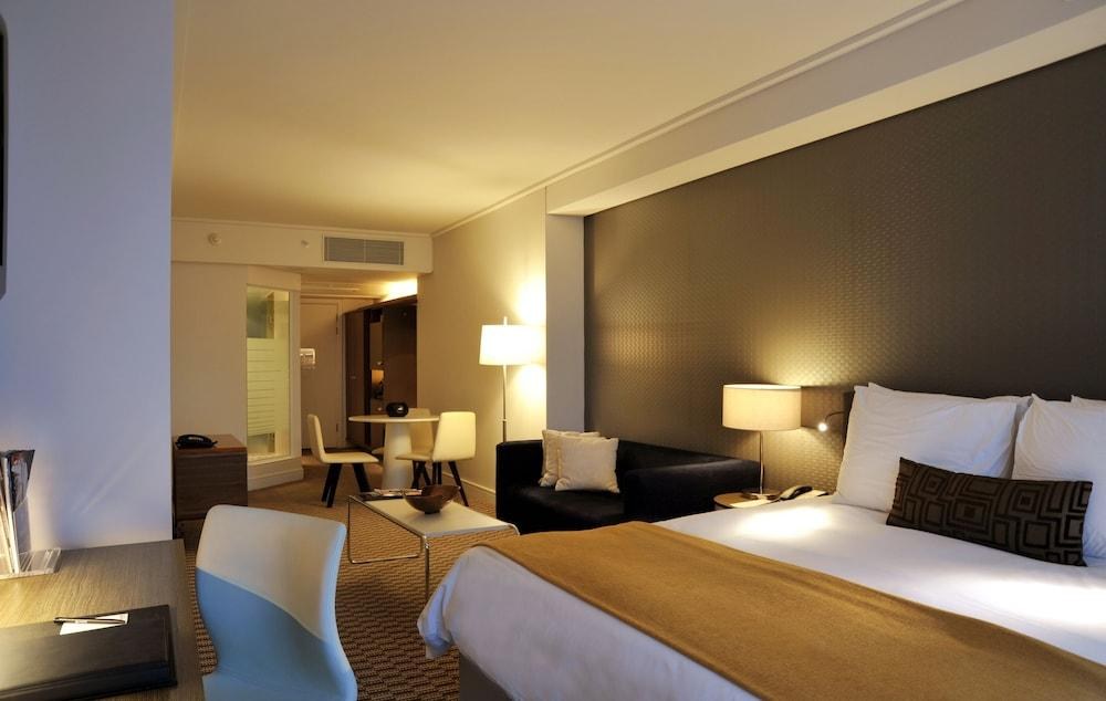 Radisson Blu Gautrain Hotel, Sandton Johannesburg photo 2