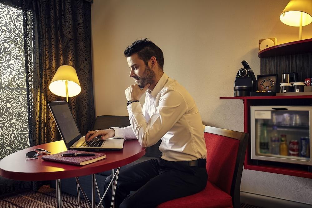MERCURE CENTRE BLOIS photo 2