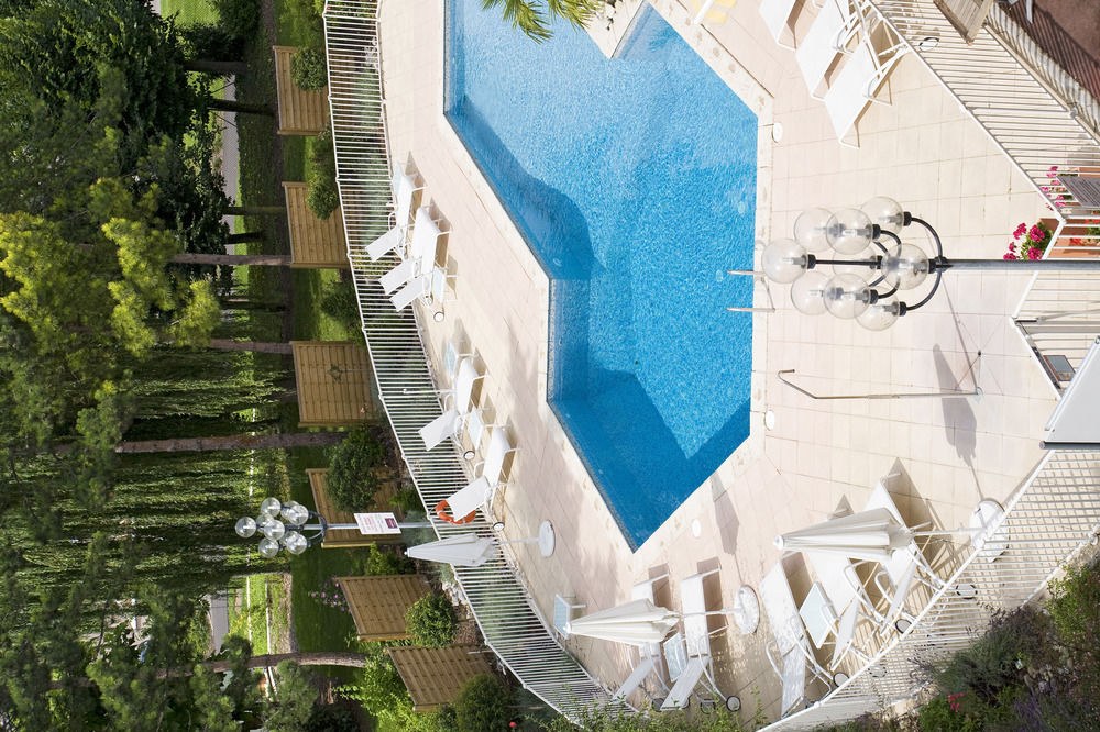 MERCURE BEAUNE CENTRE HOTEL photo 1